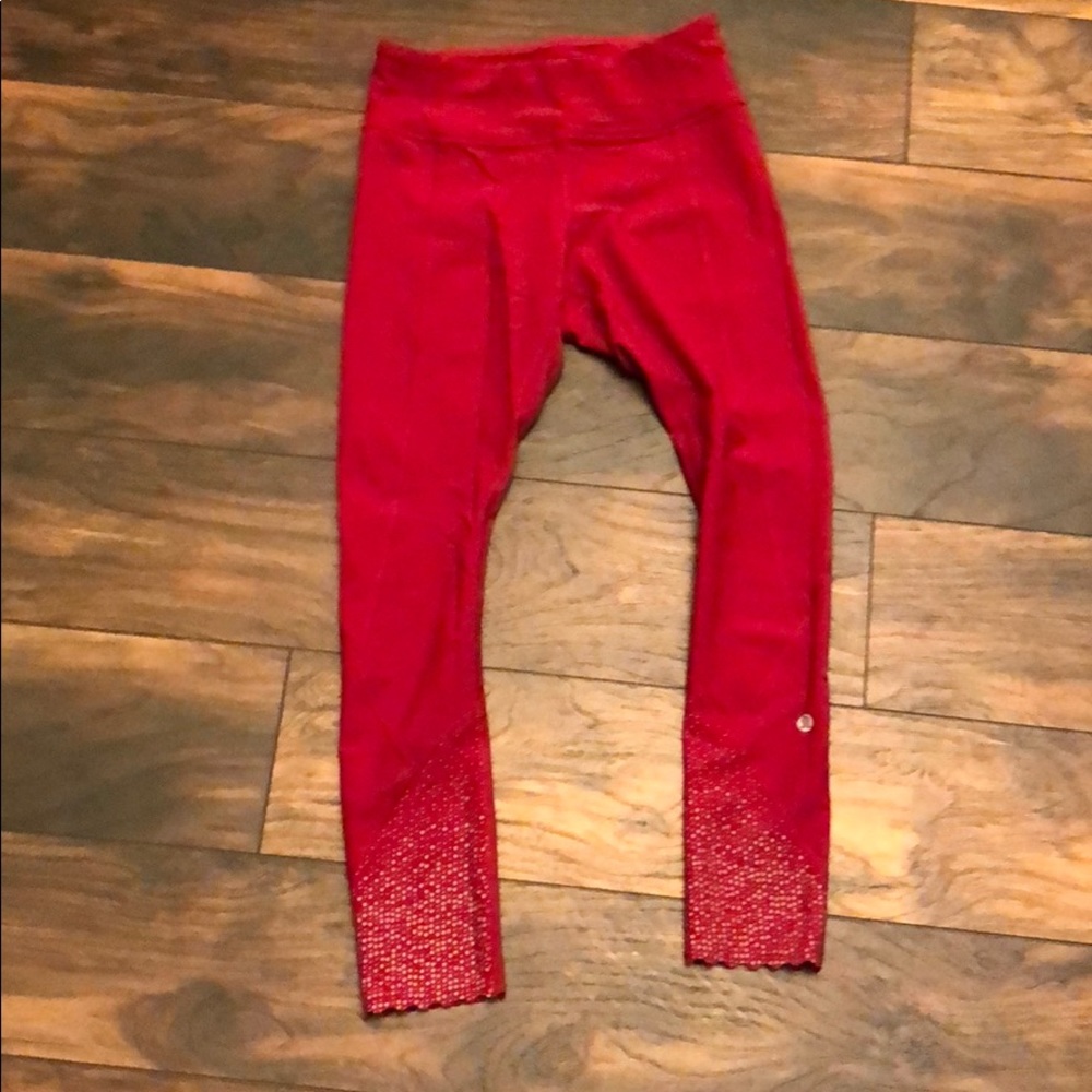 Lululemon crop leggings.size 4. Great condition.